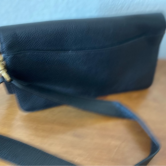 Coach - Picture 3 of 4